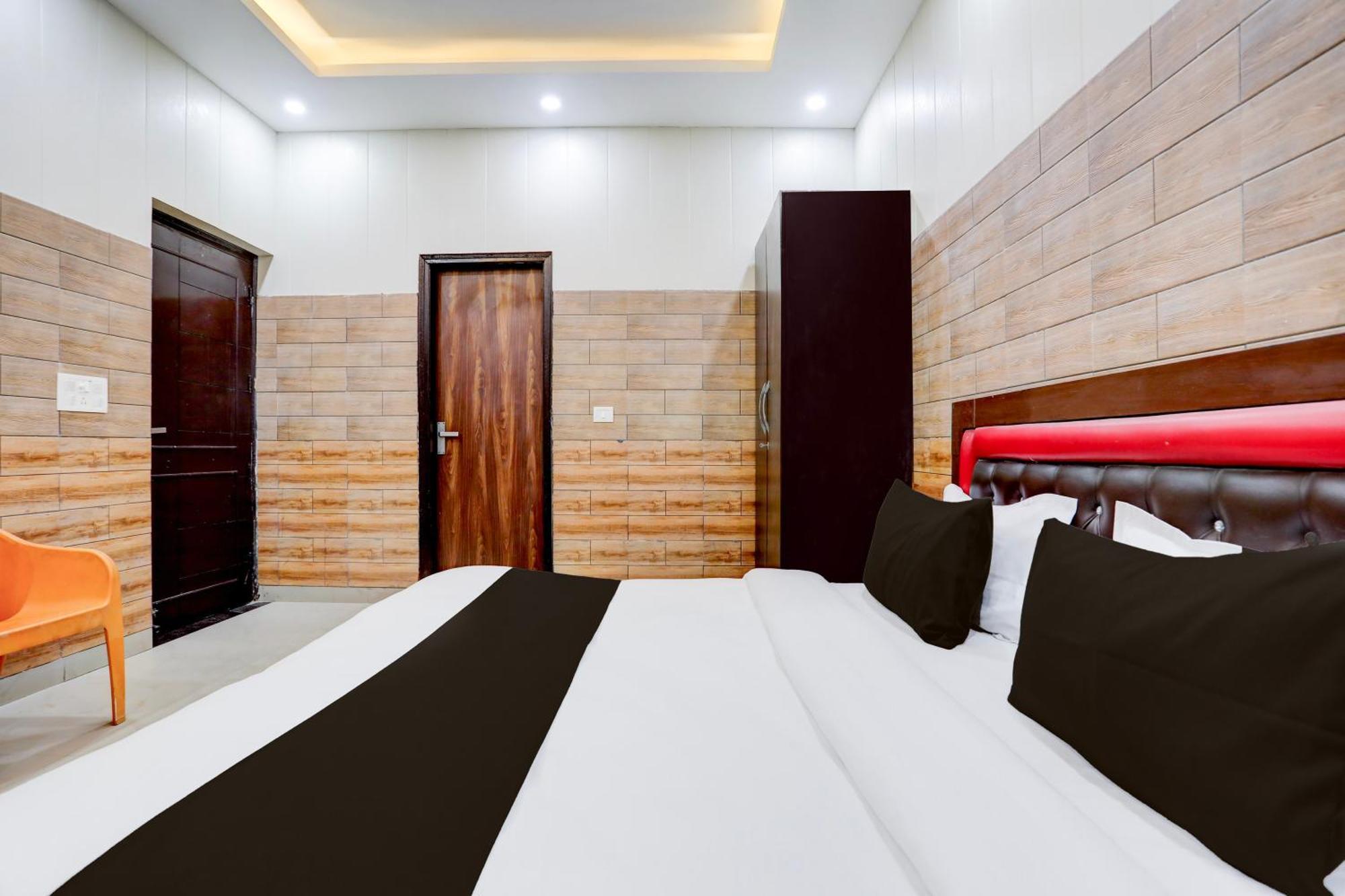 Hotel O Gupta Residency Noida Buitenkant foto