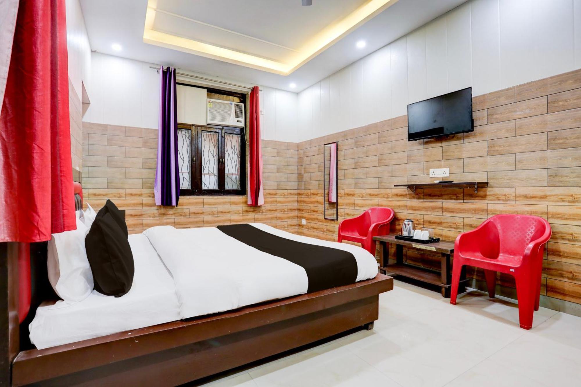 Hotel O Gupta Residency Noida Buitenkant foto